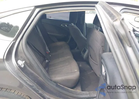 2015 Chrysler 200 Limited из США, поврежденный, VIN 1C3CCCAB0FN500861